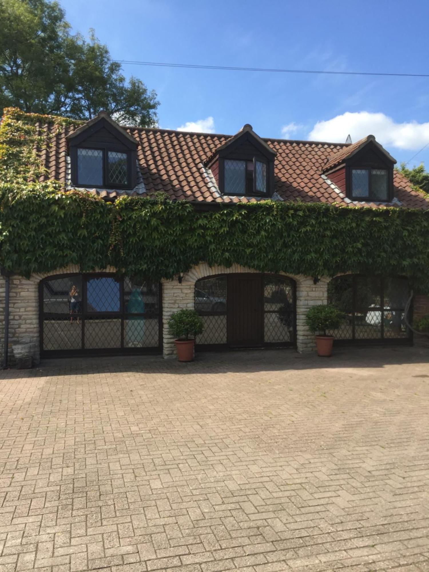 فيلا The Old Coach House At Byre House Coalpit Heath المظهر الخارجي الصورة